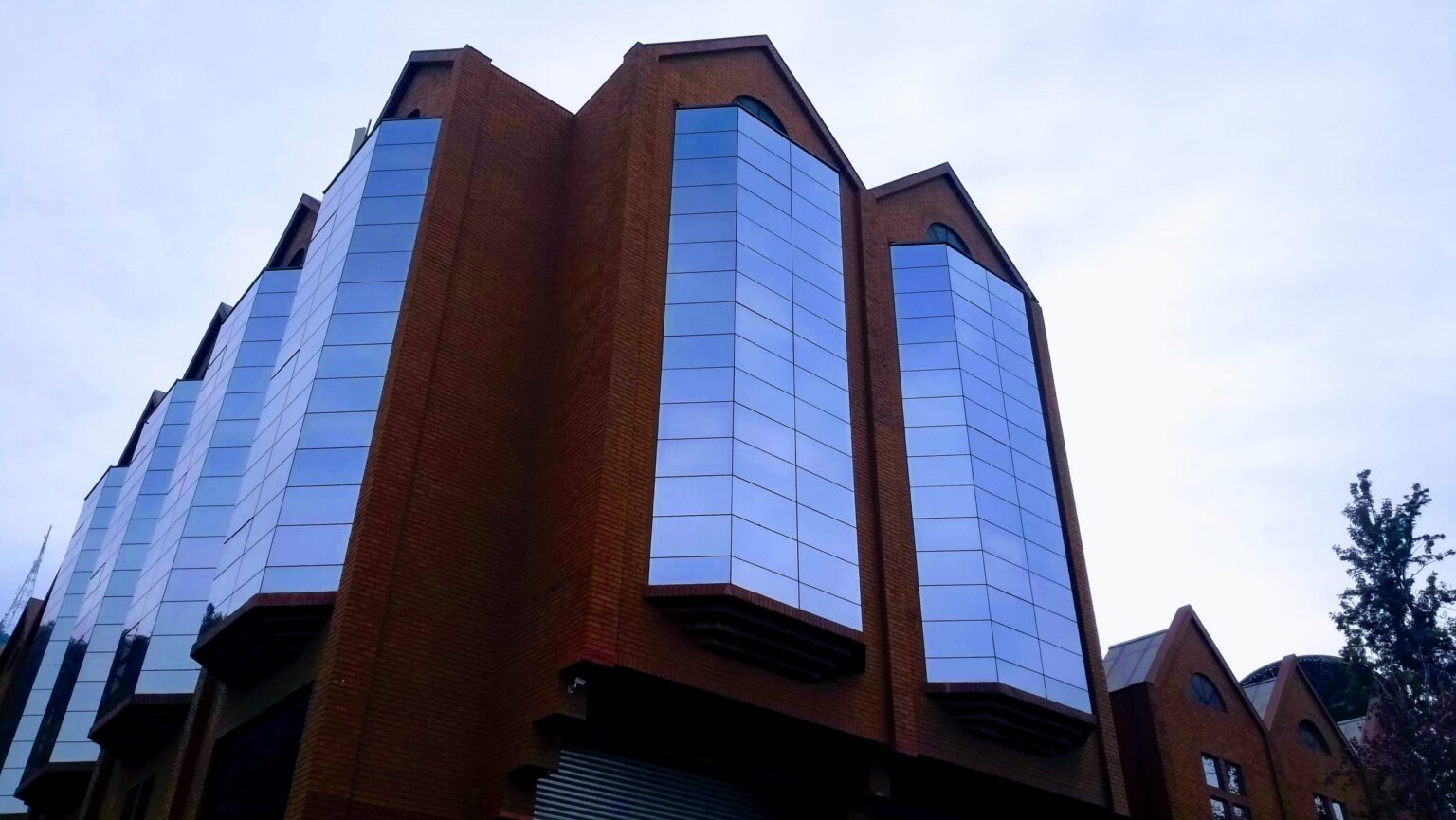 Balance trimestral 2019: Mega bajó sus utilidades y Canal 13 y TVN lideran pérdidas