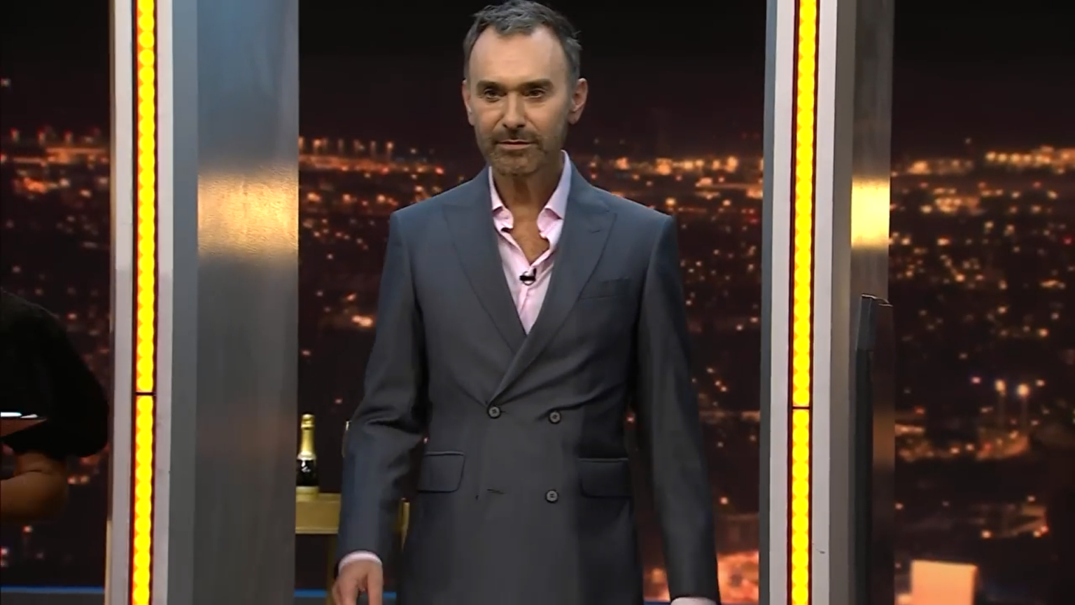 Sigue sin entender: Jordi Castell no ofrece disculpas y reafirma aberrantes dichos sobre el exilio