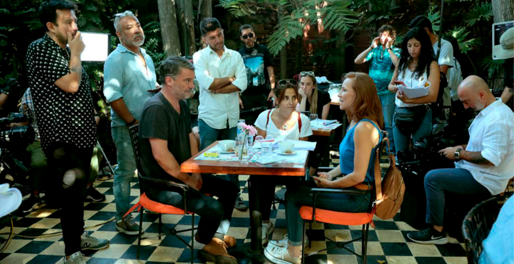 Nadie quiere hacerle contrapeso: Debut de “Como la Vida Misma” lideró en su horario con una alta sintonía