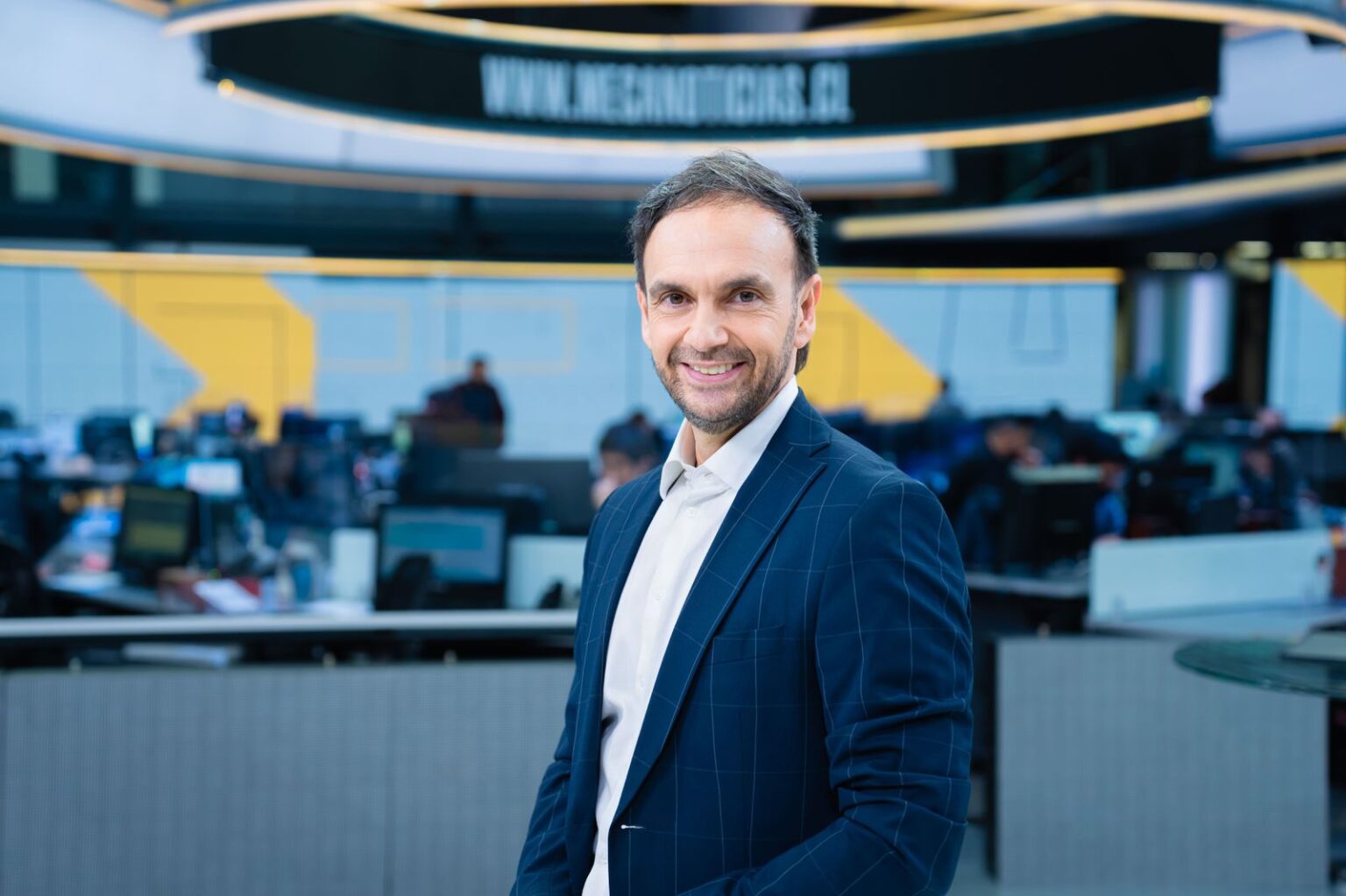 Rodrigo Sepúlveda bravuconea a un televidente en directo: “Puede cambiarse a ver Canal 13 o TVN”