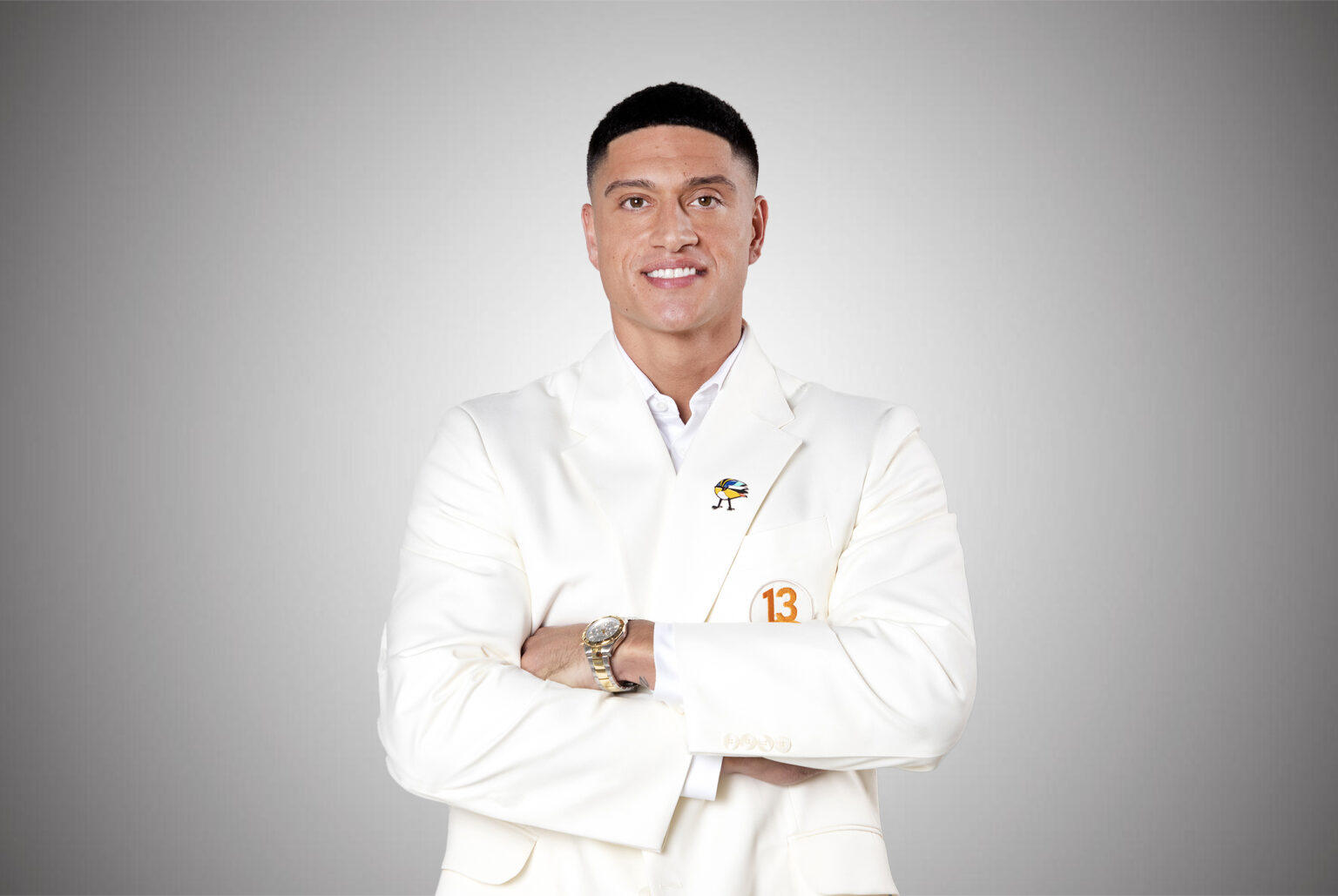 Sammis Reyes, el primer jugador chileno en fichar en la NFL, es fichado por Canal 13 para Santiago 2023