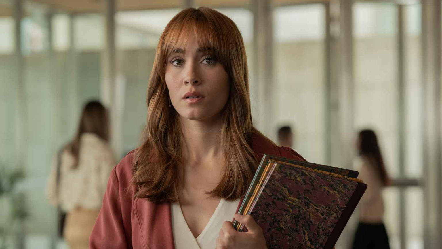 Aitana debuta en Netflix con “Pared con pared”, una comedia romántica