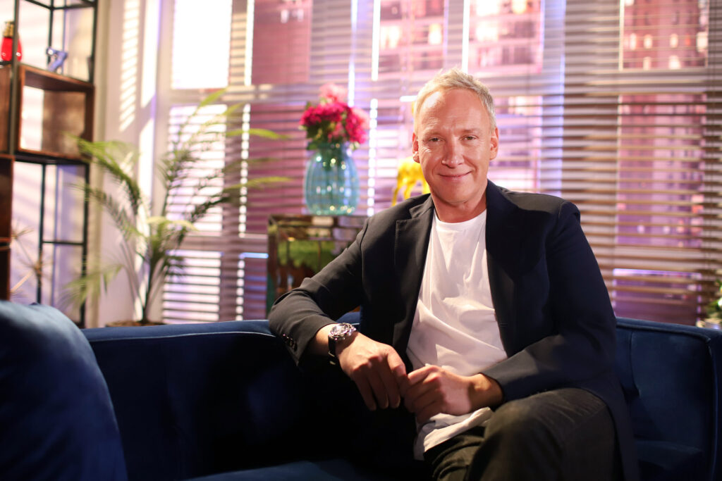 Martín Cárcamo cuenta las infidencias detrás de cada capítulo de “De tú a tú”