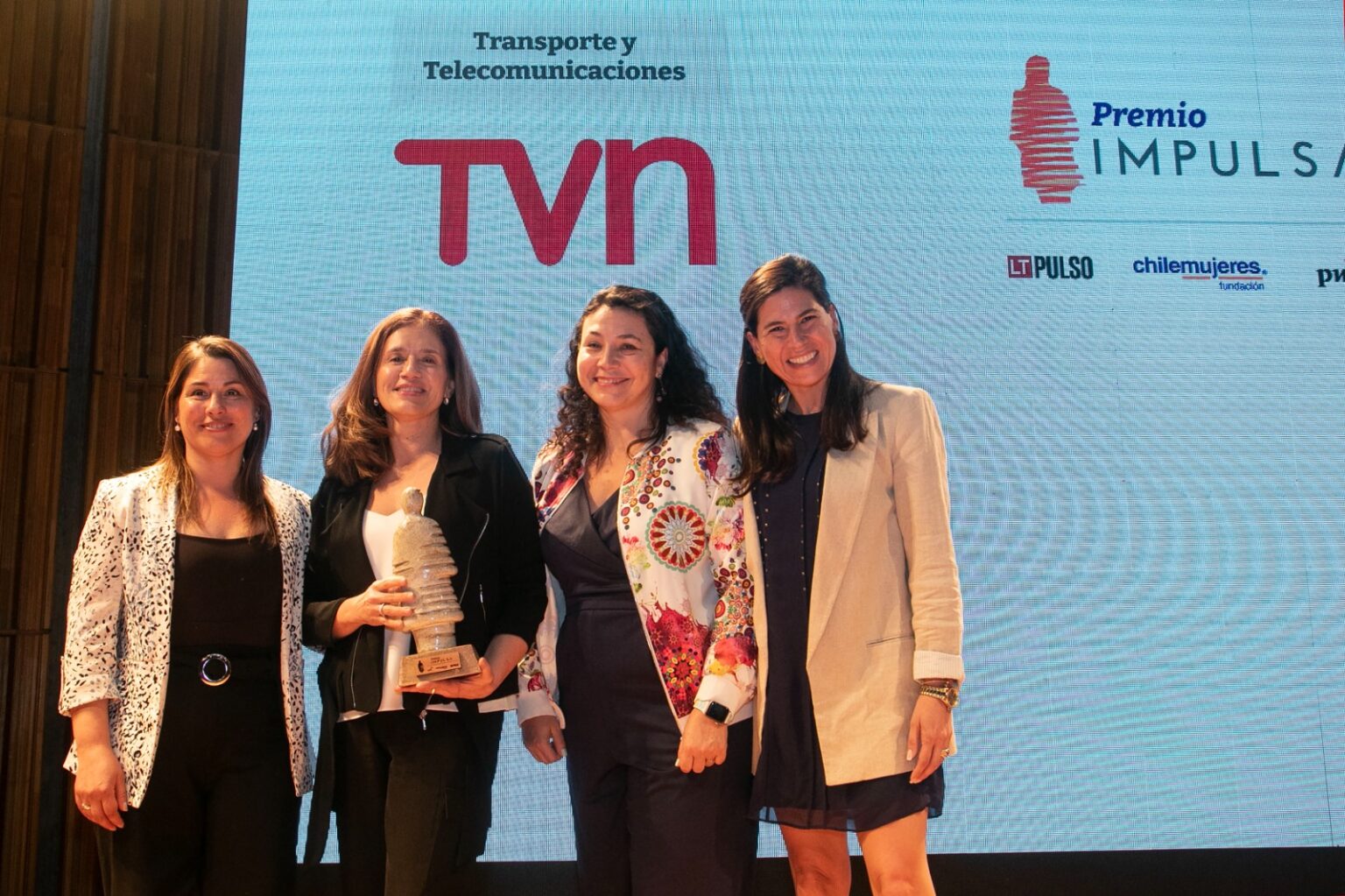 TVN es reconocido nuevamente con el Premio IMPULSA que destaca la presencia femenina en las organizaciones