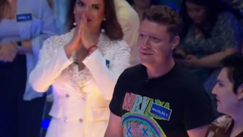 El primer funado de “The Floor Chile”: Un joven que aseguró trabajar con “rostros en decadencia” The Floor Chile