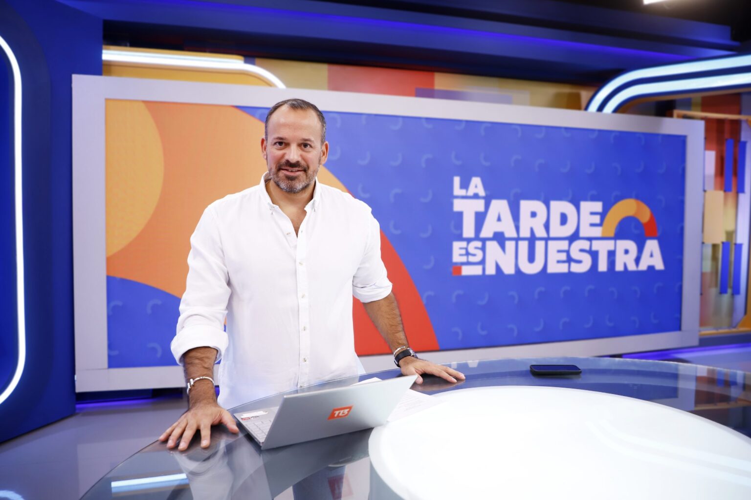 El 13 le pone fecha al estreno de su nuevo franjeado “La tarde es nuestra” La tarde es nuestra