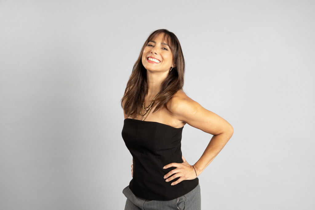 Catalina Olcay Mundos Opuestos