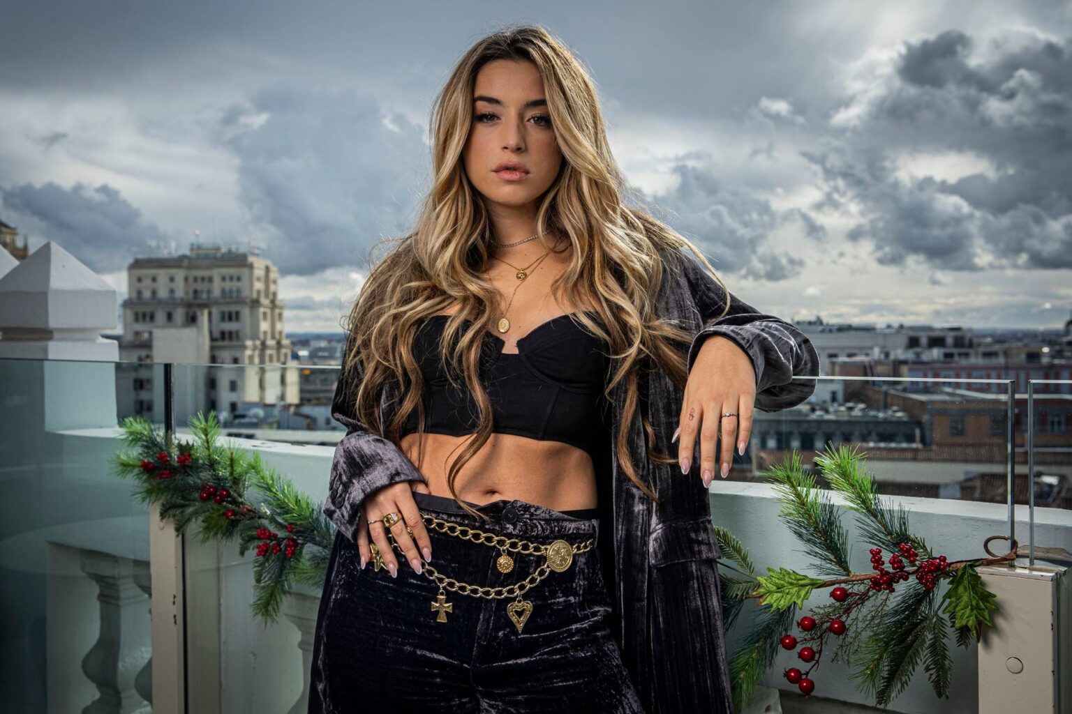 Lola Índigo estará en la televisión argentina: este domingo en “La Peña de Morfi” por Telefe Lola Índigo