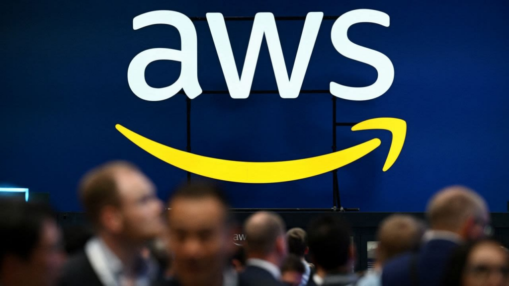 Falla global en Amazon Web Services paraliza servicios críticos por horas AWS