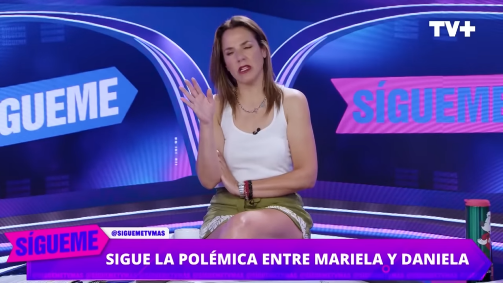 Julia Vial se defiende de acusaciones y niega complicidad con Daniela Aránguiz, pero televidentes no le creen Julia Vial