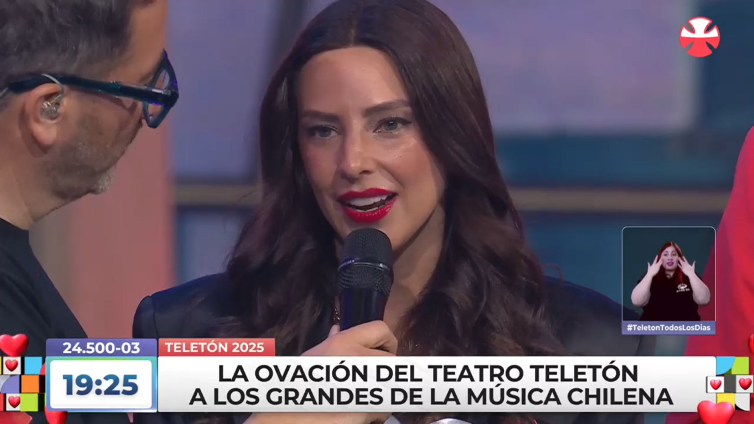 Teletón 2025: Daniela Castillo emocionó tras la reciente partida de su madre Daniela Castillo en Teletón 2025