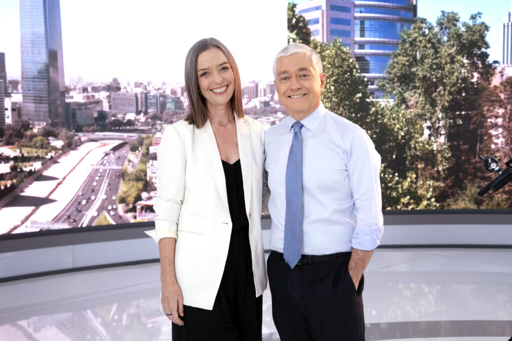 Consuelo Saavedra concreta su regreso a la TV chilena: Asumirá la conducción de “Teletrece Tarde” junto a Iván Valenzuela