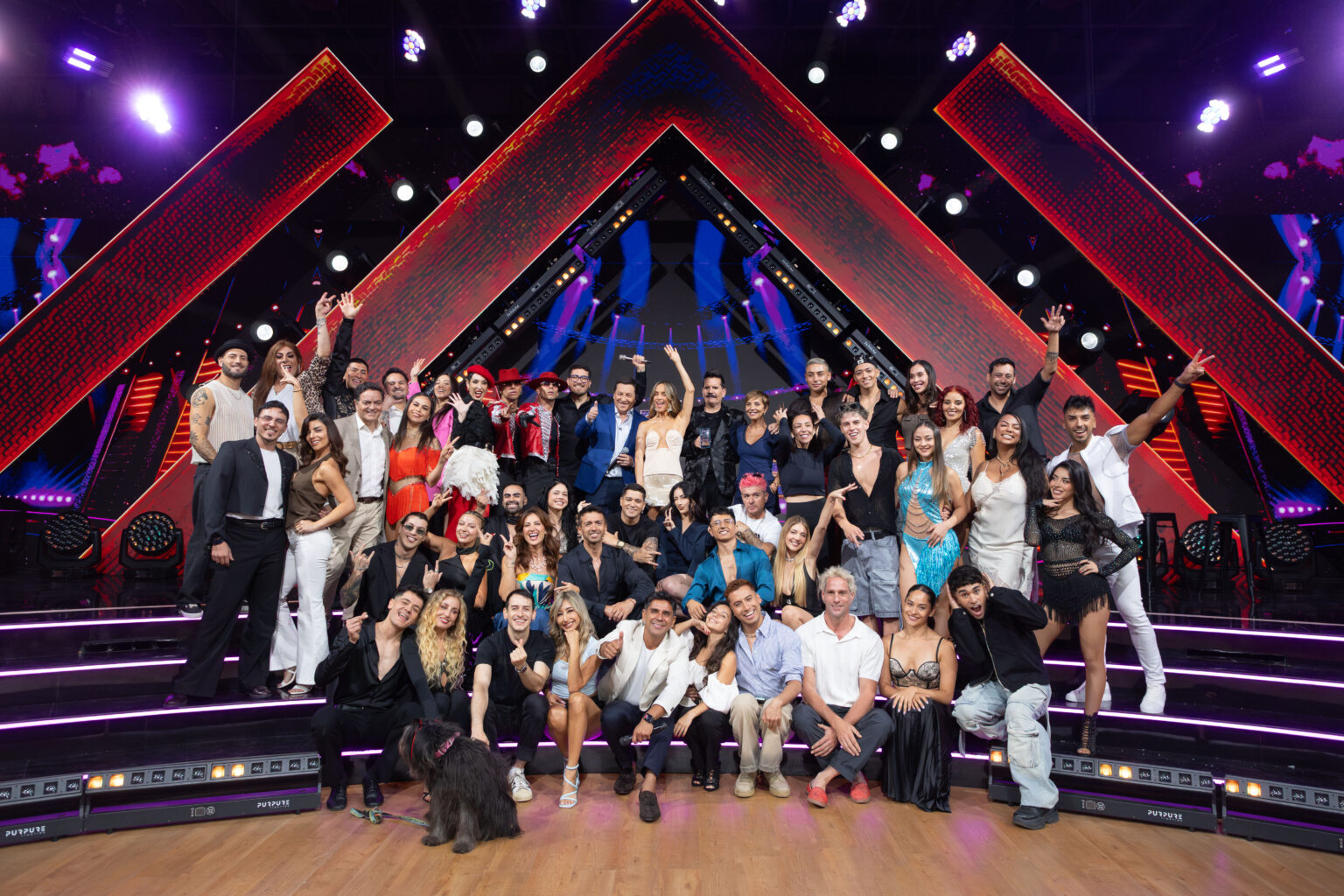 Chilevisión renueva la apuesta digital de “Fiebre de Baile” con nuevas conductoras y secciones Fiebre de Baile