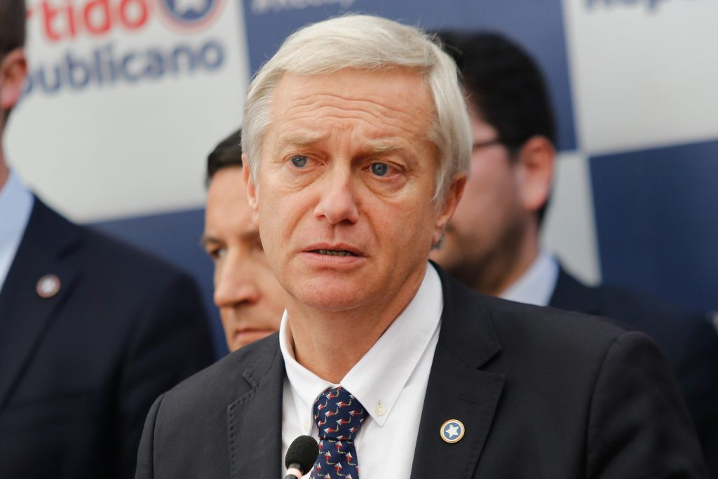 Kast realizará su primera cadena nacional: oposición convoca a cacerolazo simultáneo Cadena nacional Kast