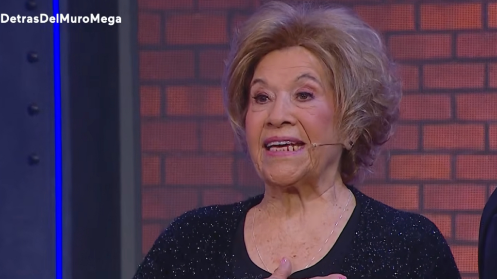 Paty Cofré rompe el silencio en “Detrás del muro”: La comediante detalla su delicado estado de salud y la revisión de su marcapasos Paty Cofré