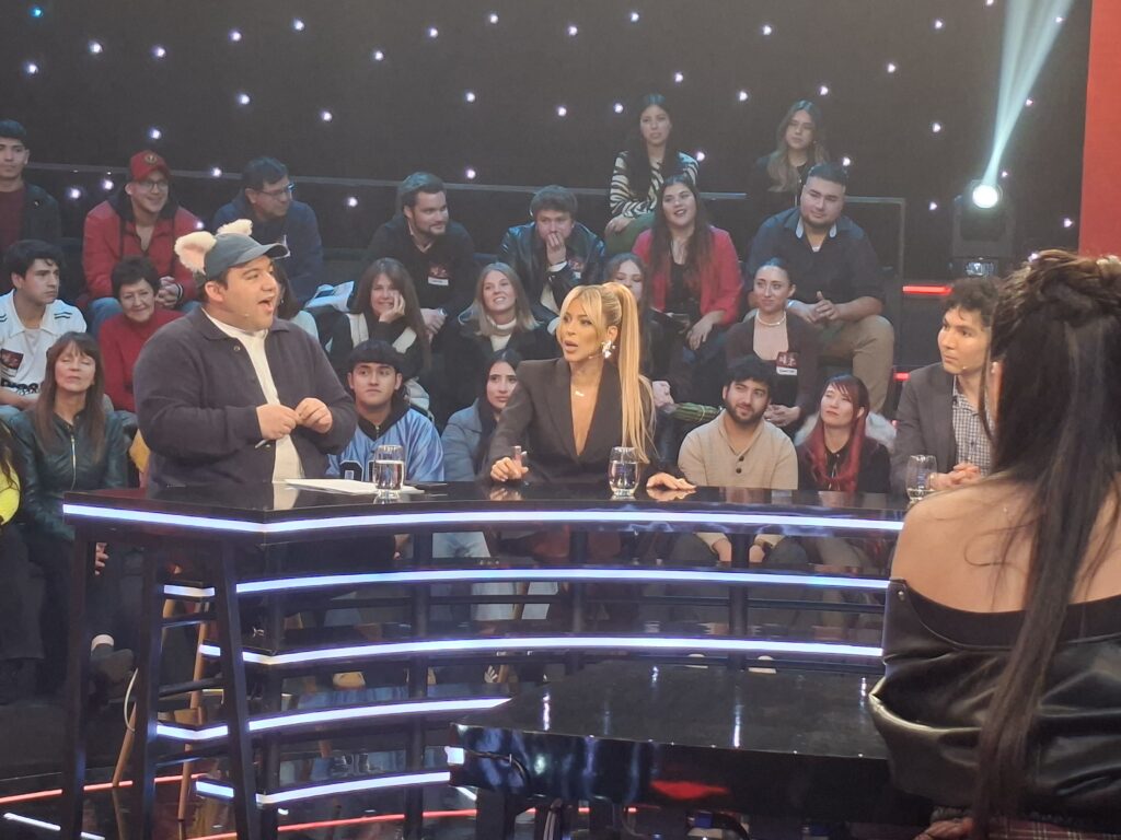 Oriana Marzoli revive antiguo conflicto con Bárbara Muriel y le exige parte de su sueldo