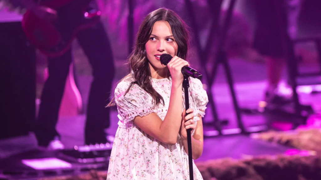 La presión de Glastonbury: Olivia Rodrigo sufrió ataque de ansiedad antes de su show Olivia Rodrigo