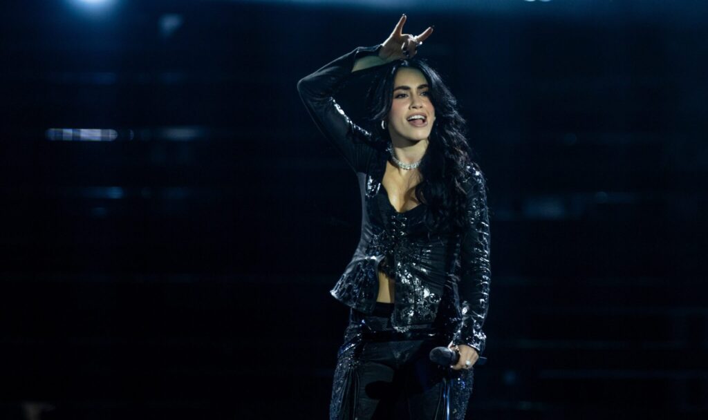 Lali en River