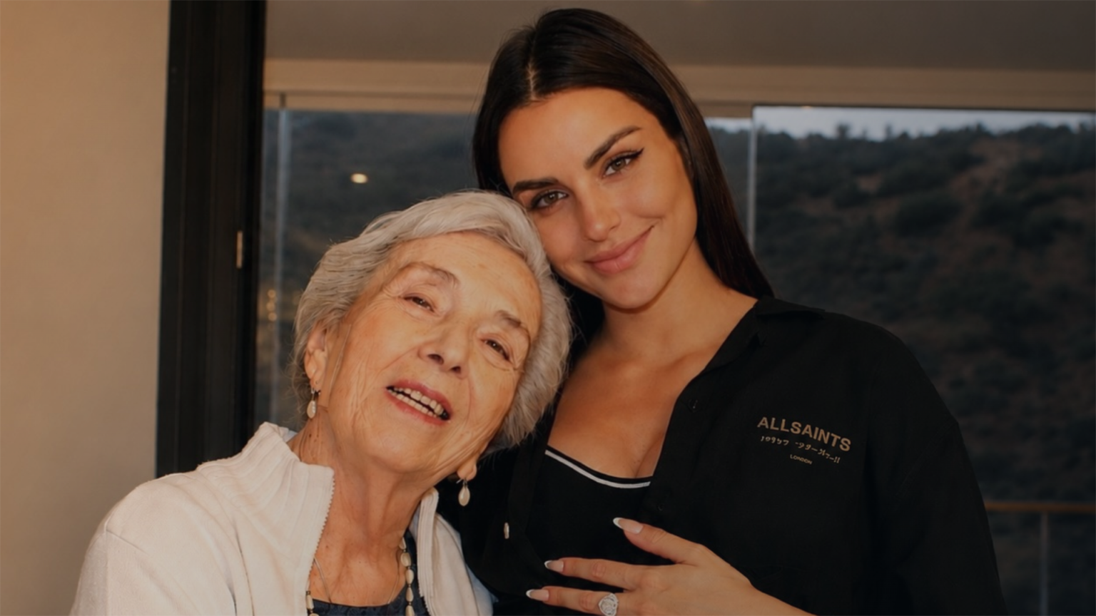 Emilia Dides despide a su abuela con desgarrador mensaje Emilia Dides