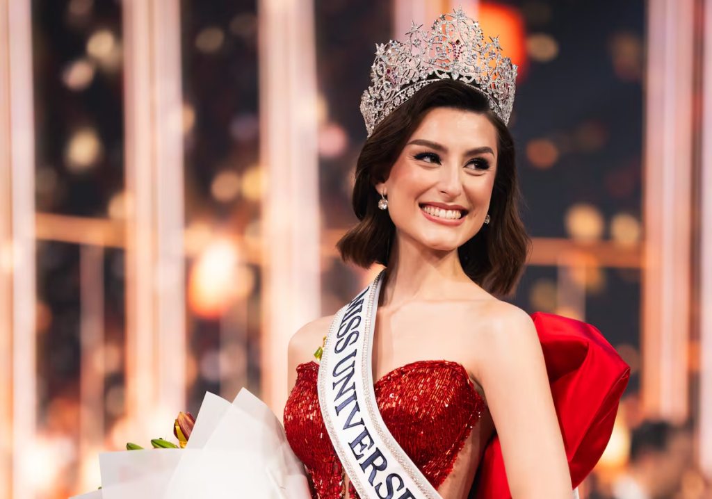Dominga López triunfa en domingo: se corona como la nueva Miss Universo Chile 2026 Dominga López