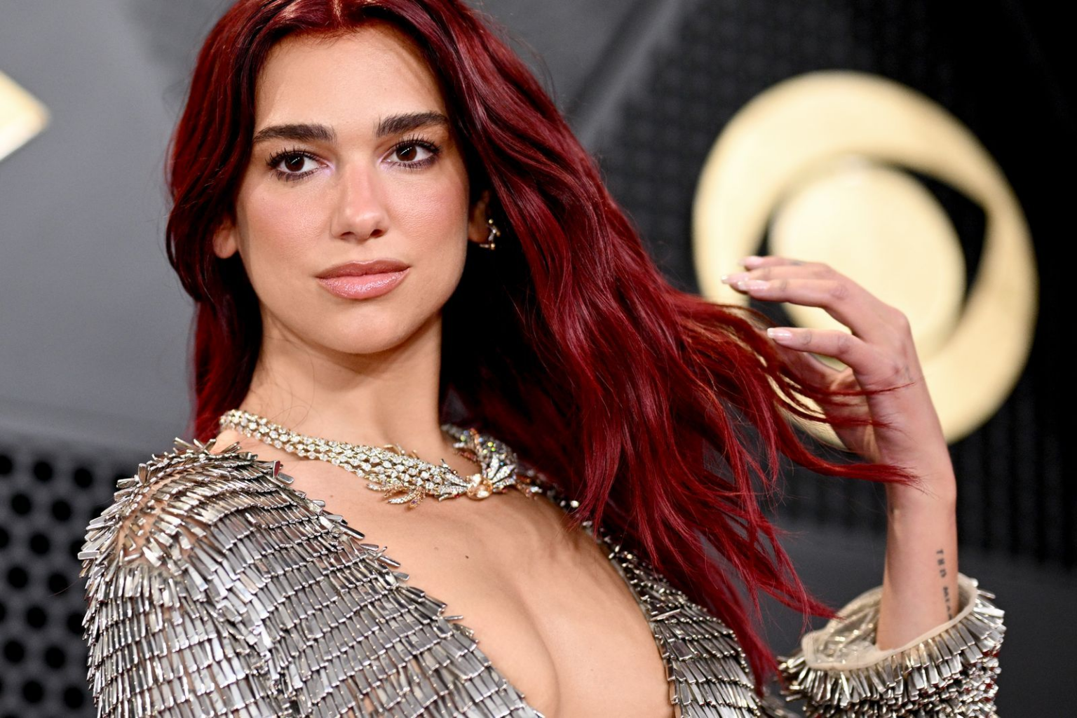 Dua Lipa podría conducir Sanremo 2027: el gran golpe internacional que prepara el festival italiano Dua Lipa Sanremo 2027