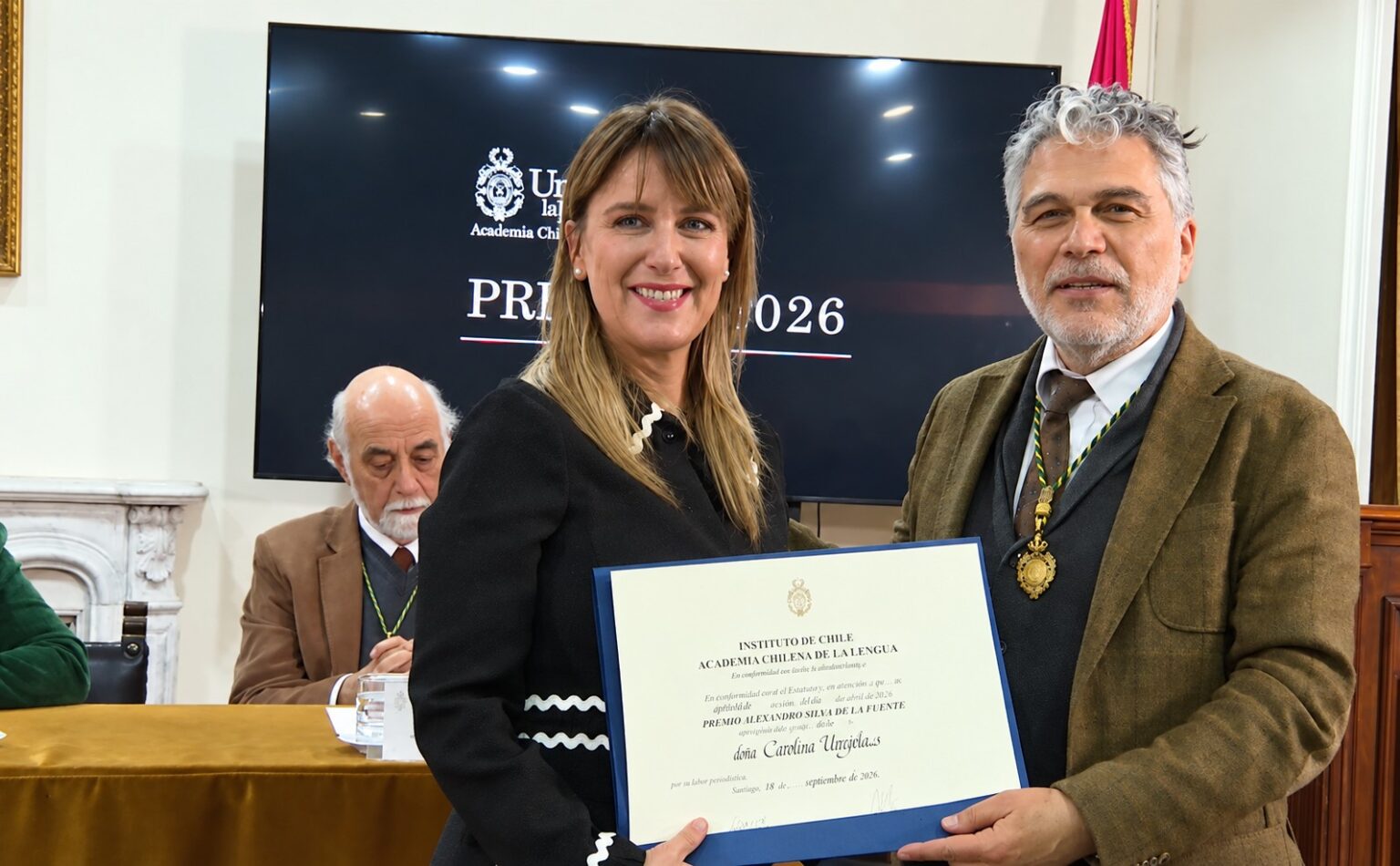 Carolina Urrejola es distinguida con el prestigioso Premio Alejandro Silva de la Fuente de la Academia Chilena de la Lengua Carolina Urrejola