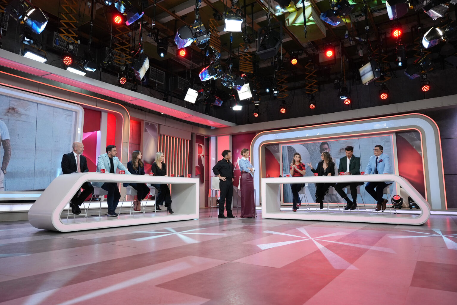 “Alfombra Roja” alcanza el segundo lugar de sintonía en su tercer capítulo, tras la polémica de Isidora Gaete Alfombra Roja