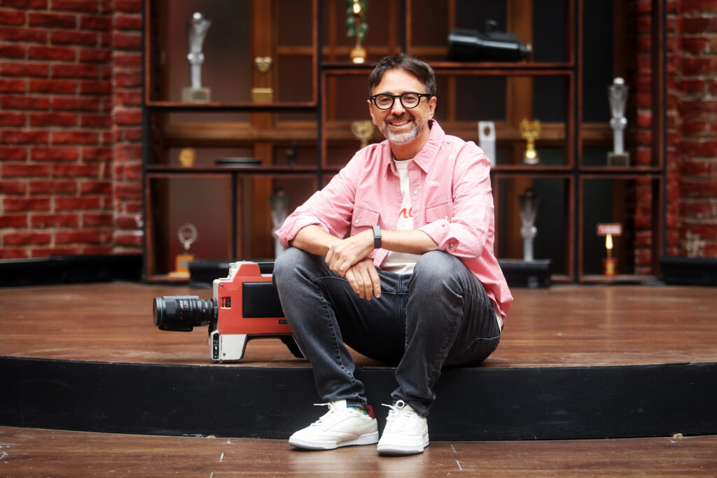 El programa «Siempre hay un chileno» confirma su regreso con el estreno de su octava temporada Siempre hay un chileno